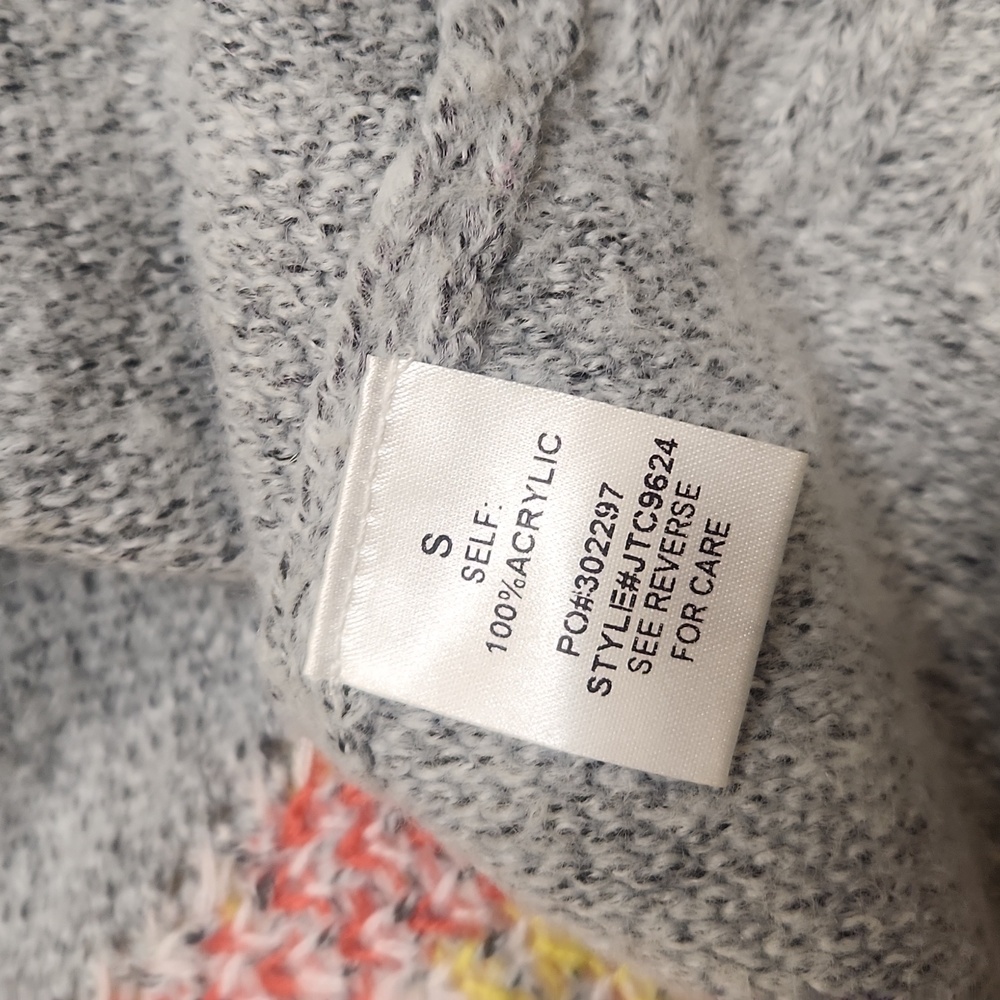 Fab'rik Gray Sweater with Lightning Bolt Design, size Small - Picture 5 of 5